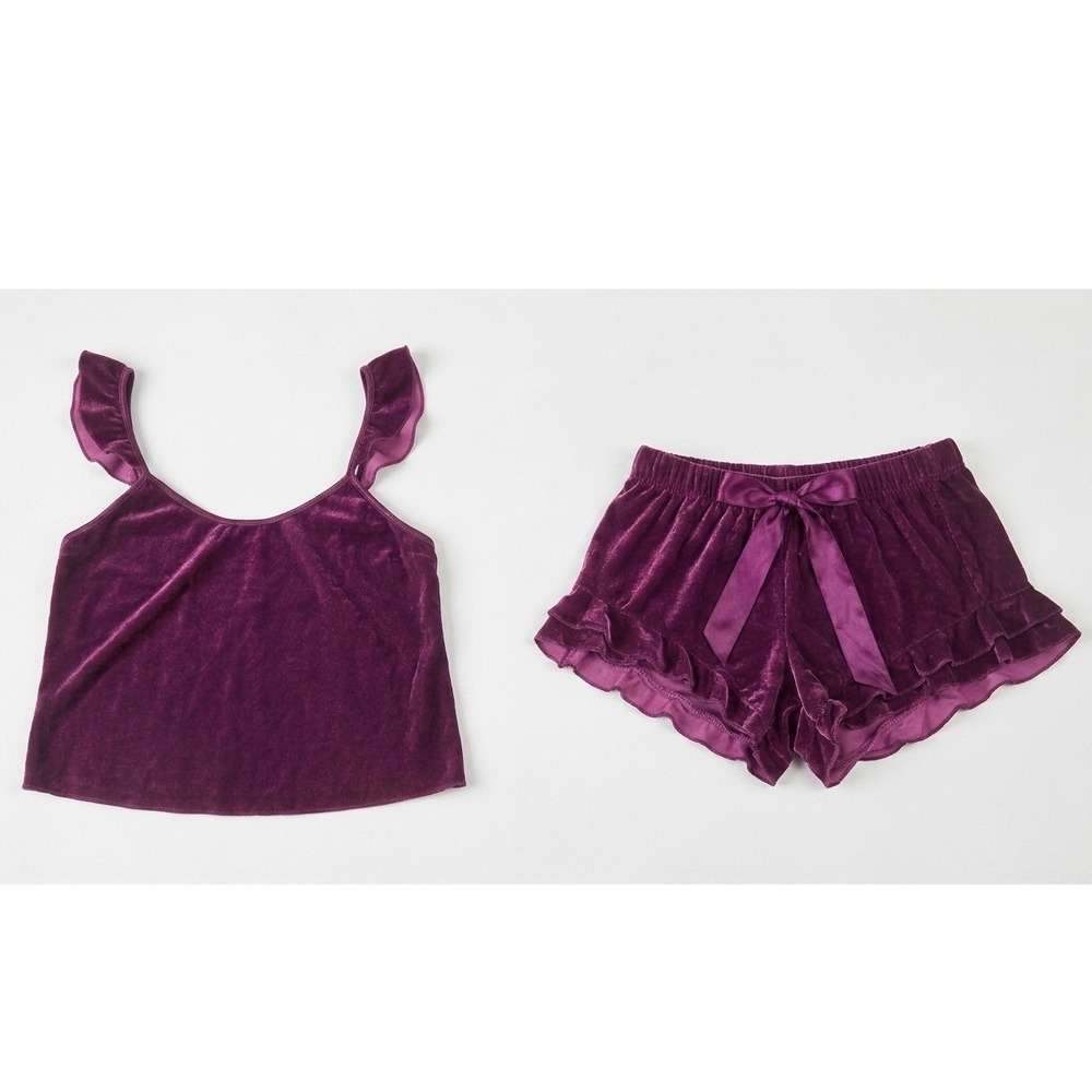 Victorias Secret Purple Velvet Pajama Set Ruffle Cami Shorts XS Plum Loungewear